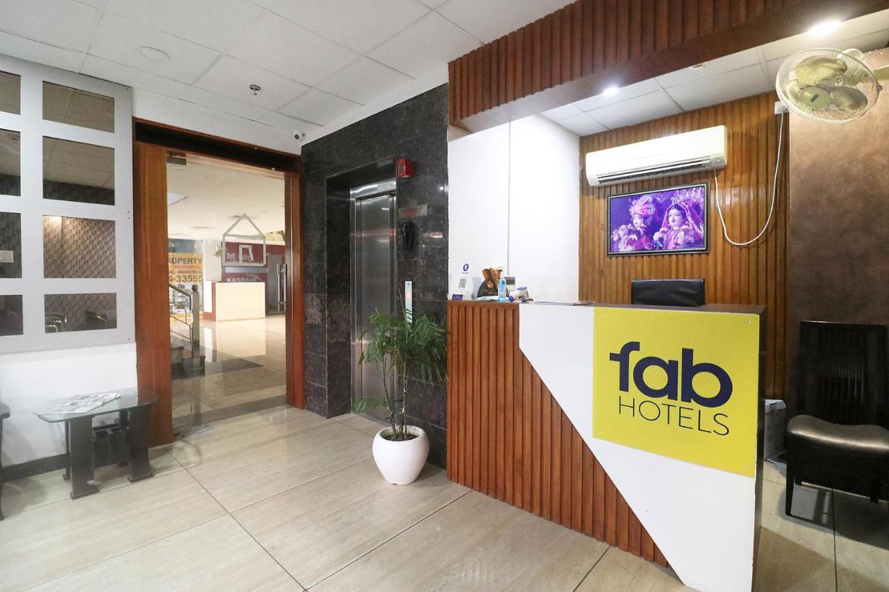 Fabhotel Mid Town Grand Панчкула Екстериор снимка